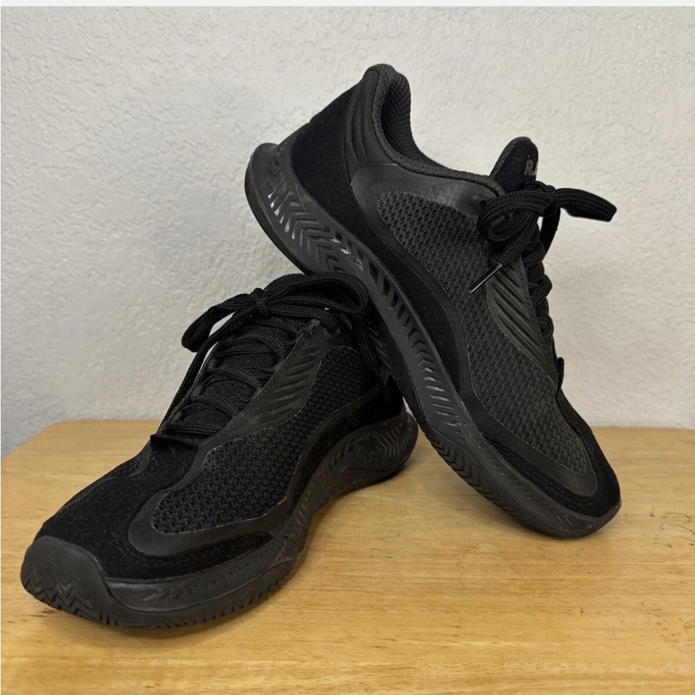 Black Athletic Shoes for Women